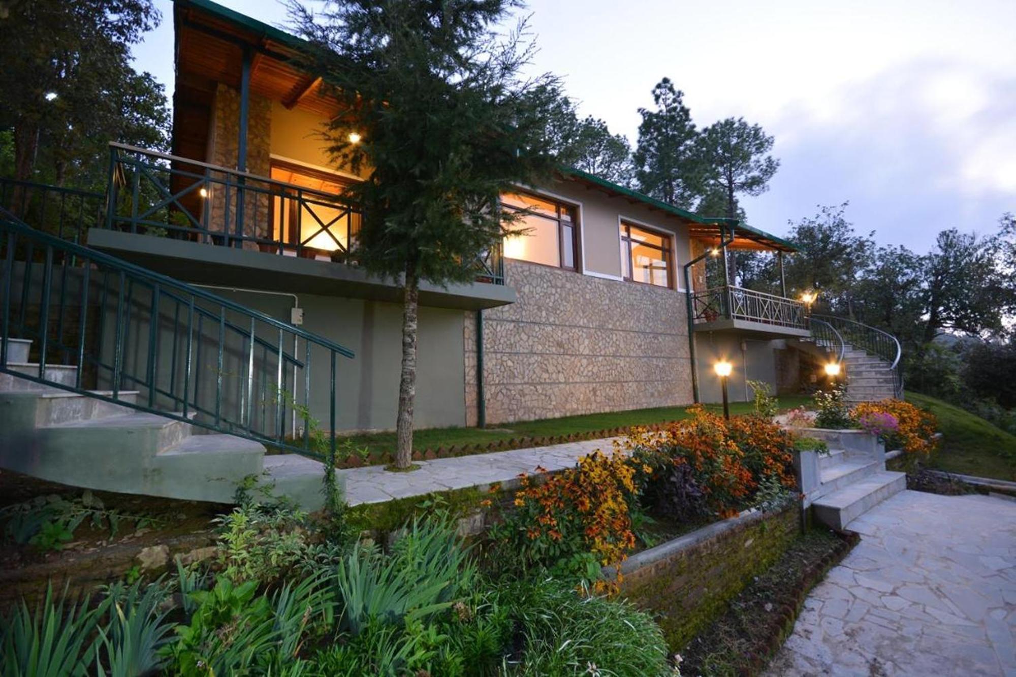 Blusalzz Escapade Anant Rasa Resort - Ranikhet Shitlakhet Exterior photo
